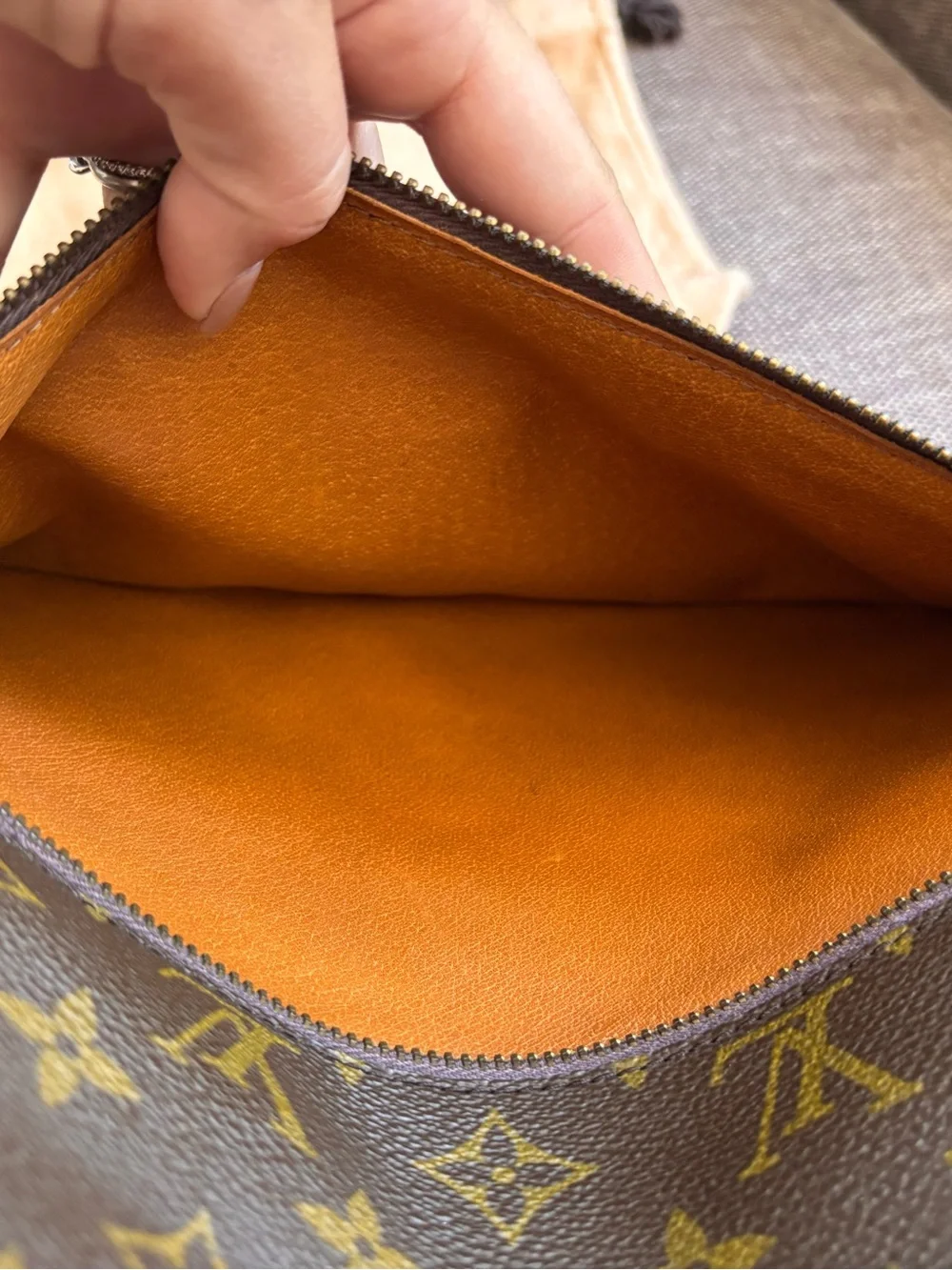 Authentic Louis Vuitton 1960s Pilante clutch monogram vintage